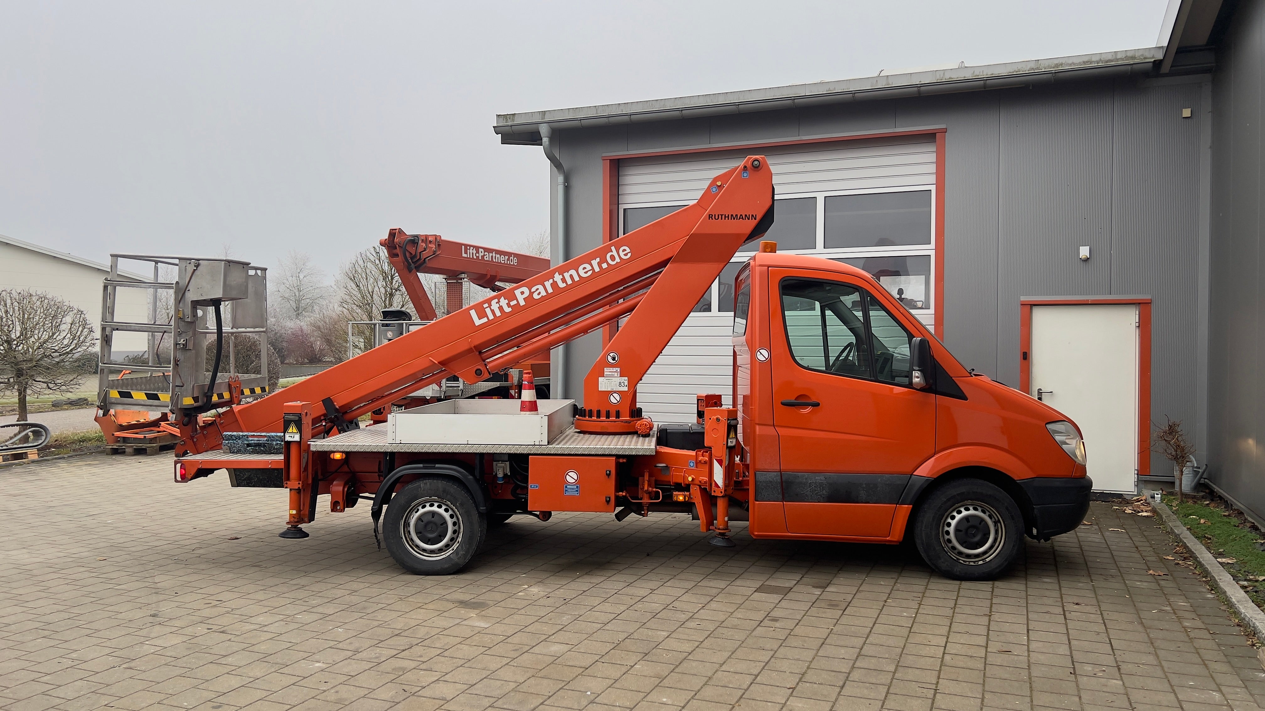 LKW-Bühne 3,5to 22m - Ruthmann TB 220